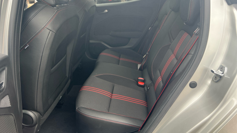 Renault Clio 1.0 TCe 90 RS Line 5dr Petrol Hatchback